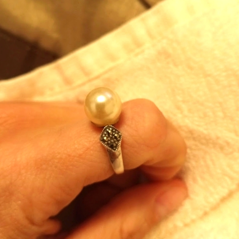 Pearl and Diamond Ring